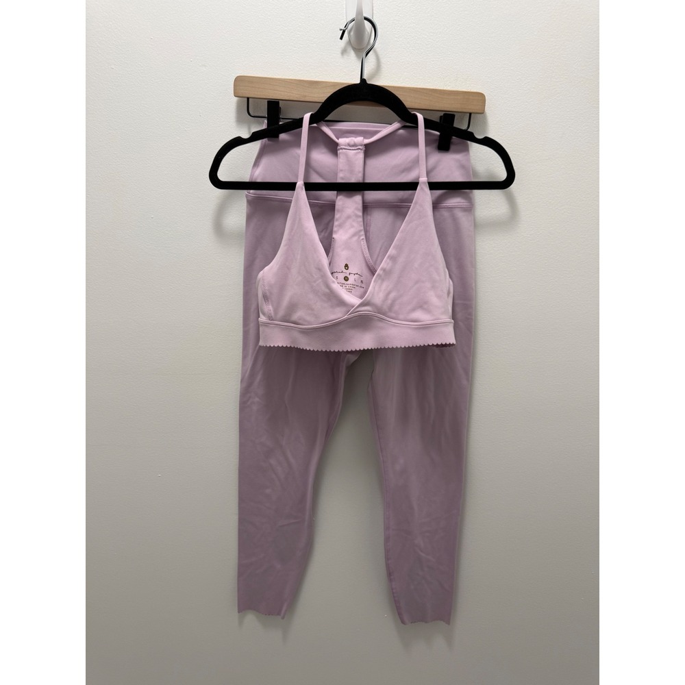 Spiritual Gangster Lavender Scalloped Sports Bra and Leggings Set Medium
